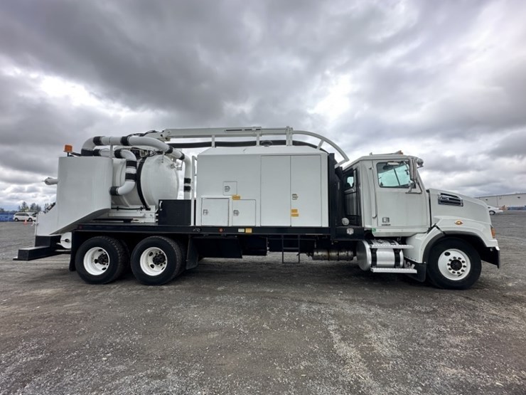 john-deere-1044-image-4