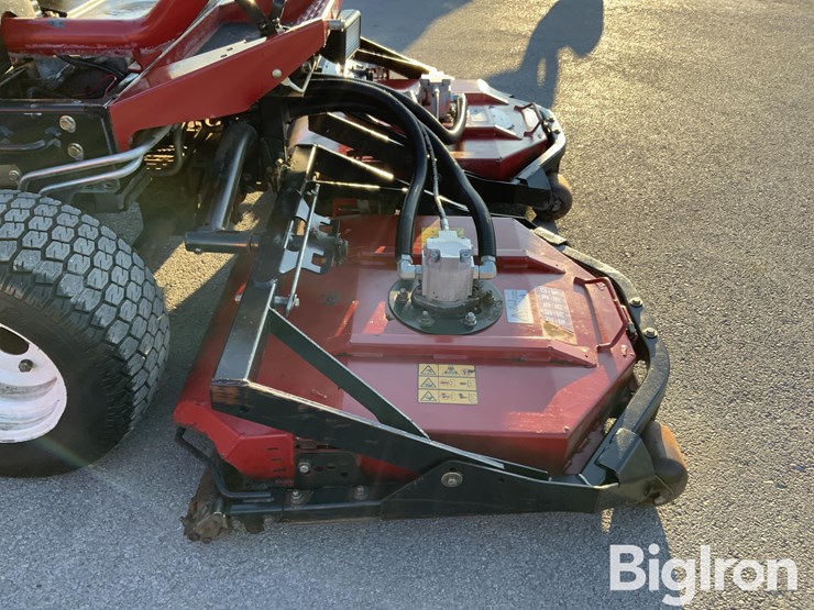 toro-groundsmaster-3500d-image-10