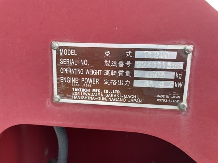 takeuchi-tl240-image-25