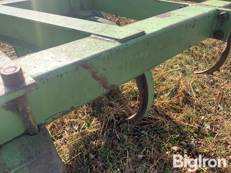 john-deere-100-image-11