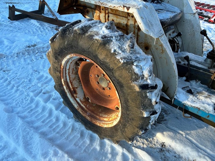 mitsubishi-mt250d-image-12