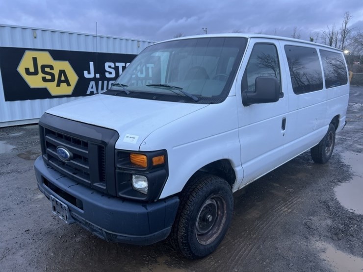 2008-ford-e350-image-1