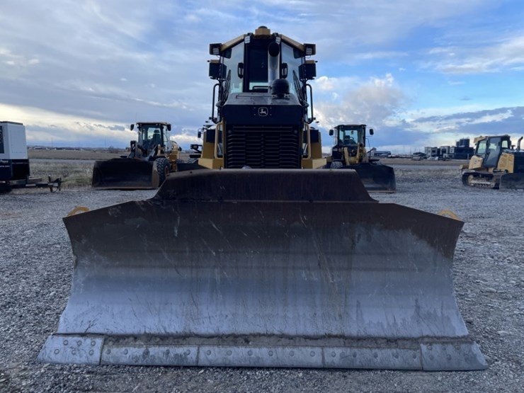 2022-deere-750l-image-8