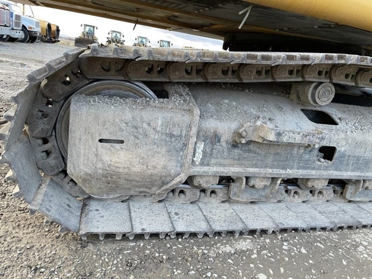 2022-deere-350-p-tier-image-24