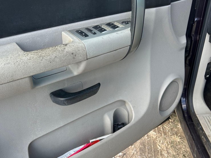 2009-chevrolet-1500-image-11