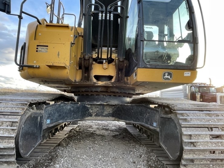 deere-345g-lc-image-14