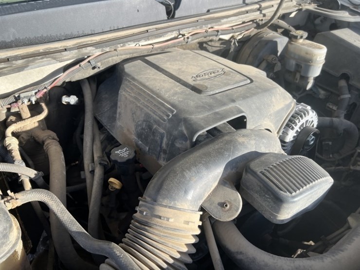 2011-gmc-sierra-1500-image-16