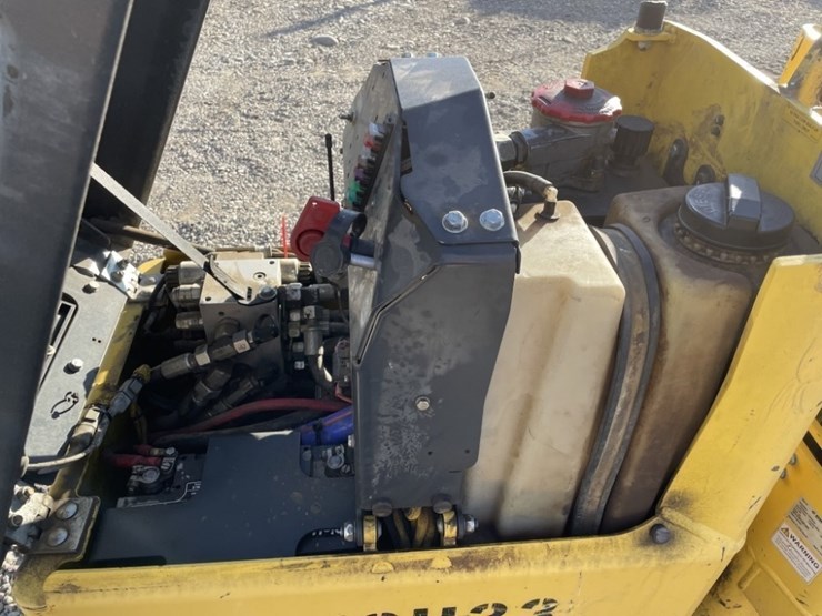 2019-bomag-bmp8500-image-12