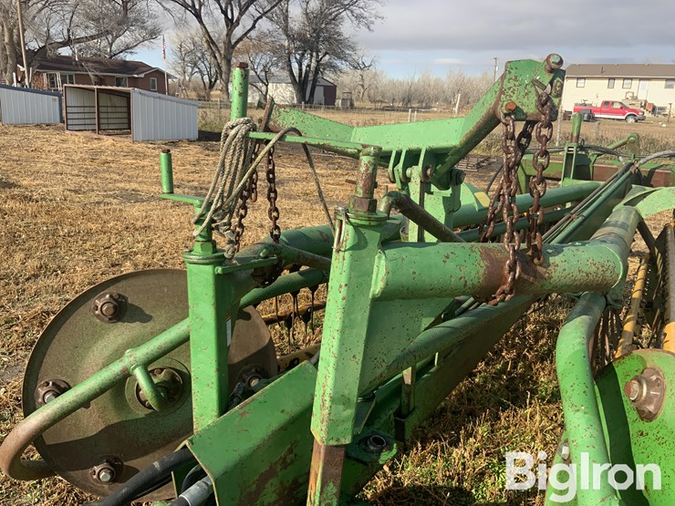 john-deere-700-image-17