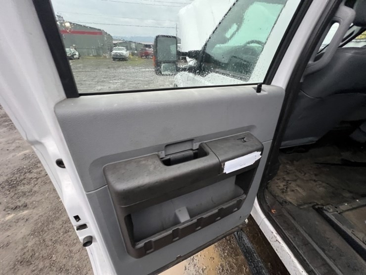 2015-ford-f350-image-22