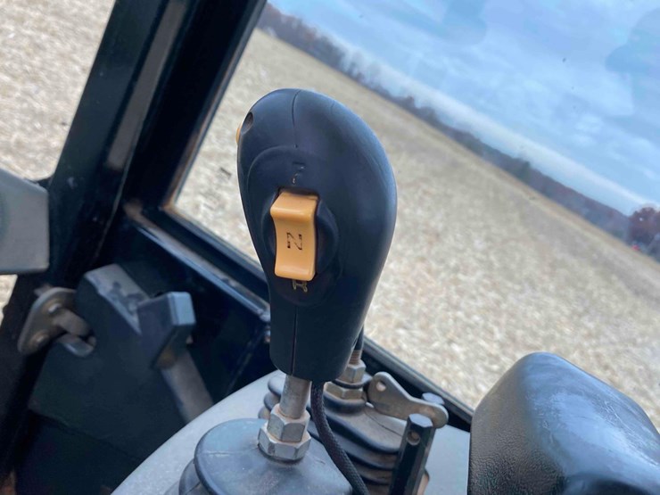 caterpillar-it28g-image-42