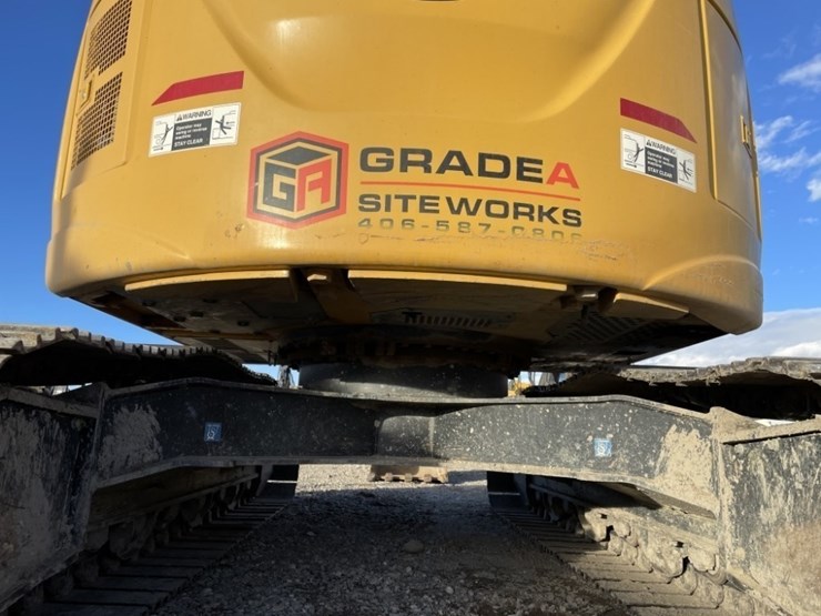 deere-245g-lc-image-26