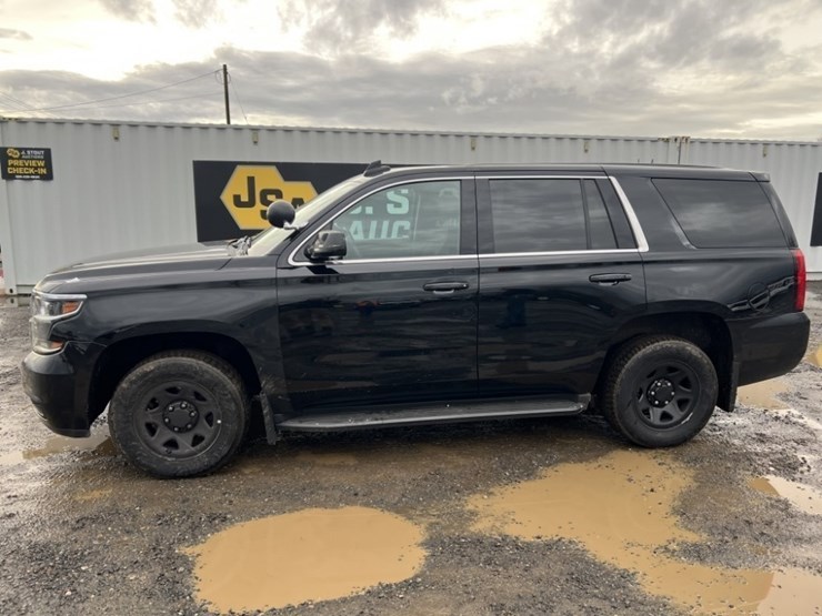 2020-chevrolet-tahoe-image-7
