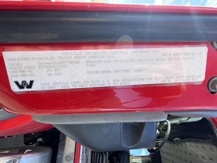 2014-western-star-4700sb-image-57