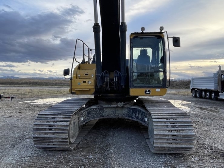 2022-deere-350-p-tier-image-13