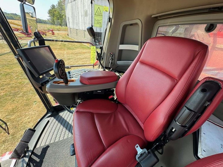 2019-case-ih-7250-image-32