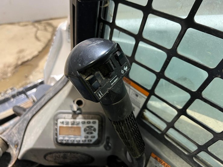 bobcat-s570-image-26