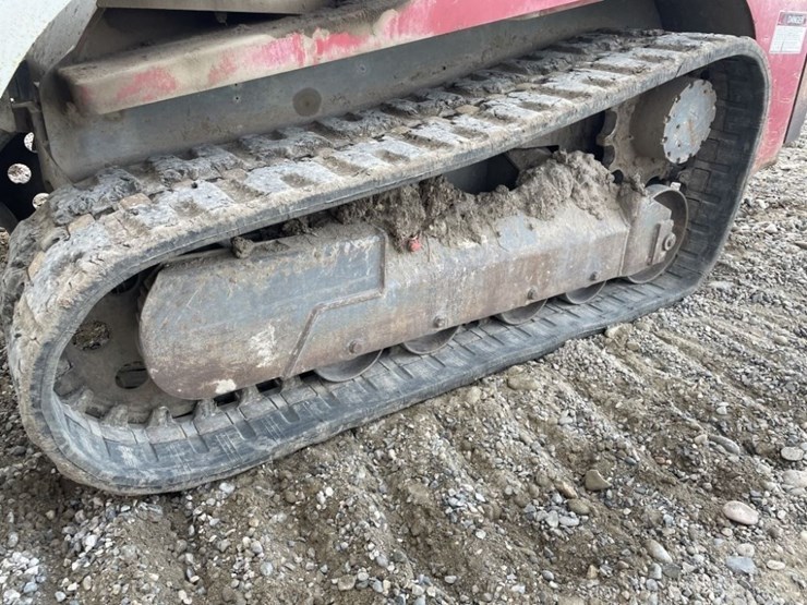 takeuchi-tl240-image-13