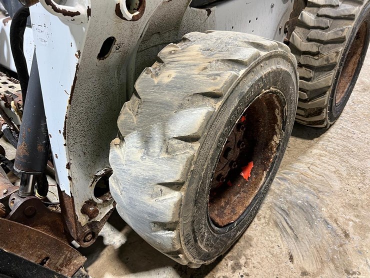 bobcat-s570-image-13