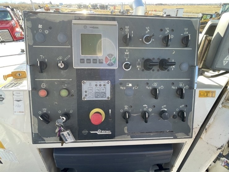 2015-wirtgen-w120fi-image-16