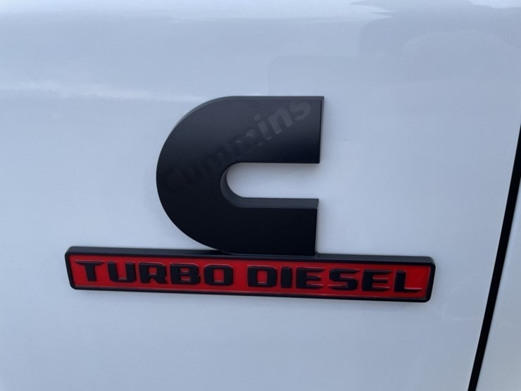 2022-dodge-3500-image-14