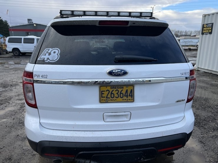 2014-ford-explorer-image-5