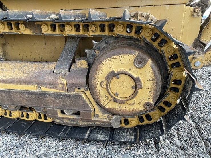 caterpillar-d3g-xl-image-17