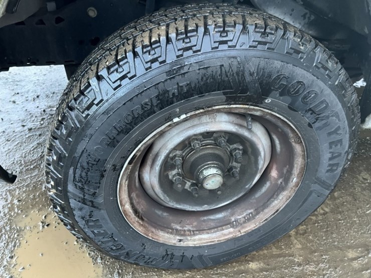 2008-ford-e350-image-16