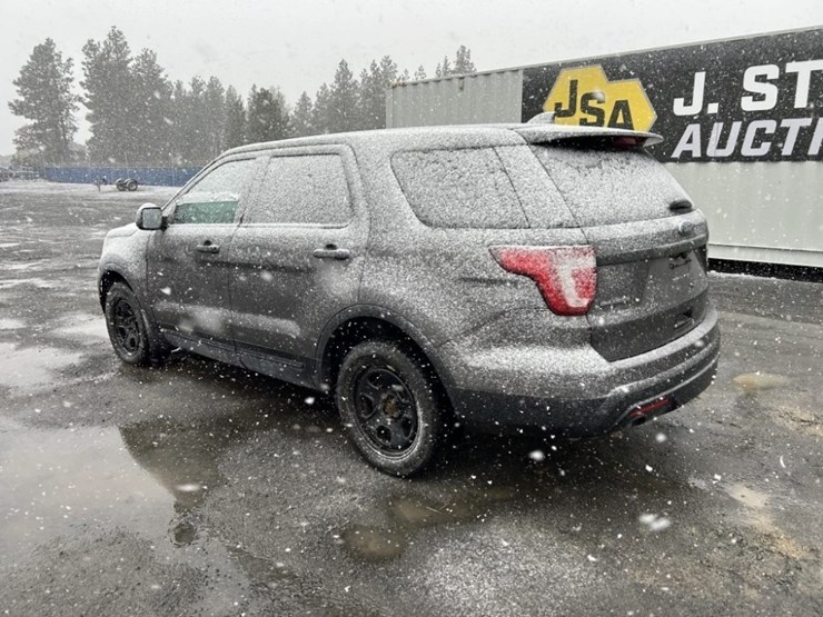 ford-explorer-image-3