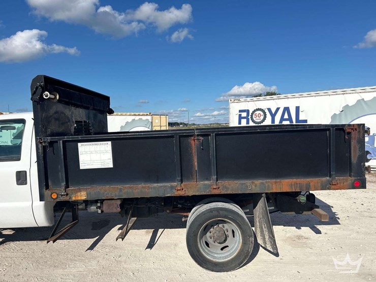 2013-ford-f450-image-21