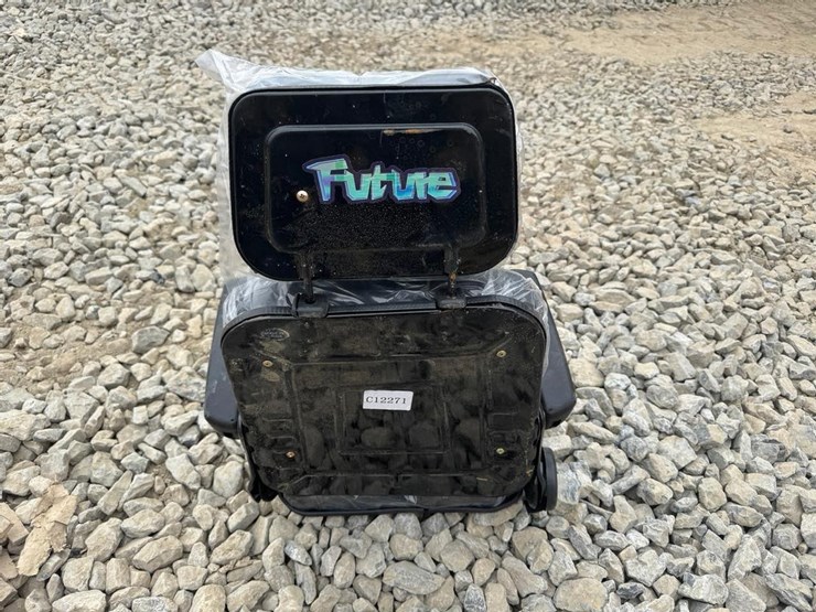 luxury-equipment-seat-image-9