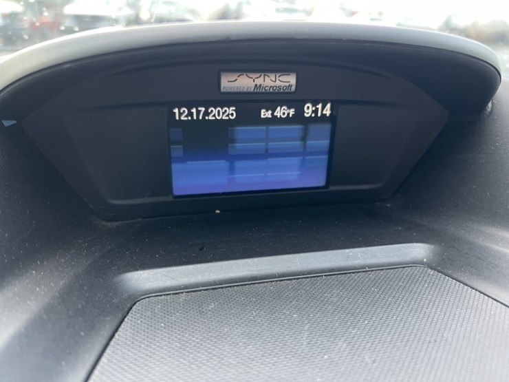 2013-ford-escape-image-29