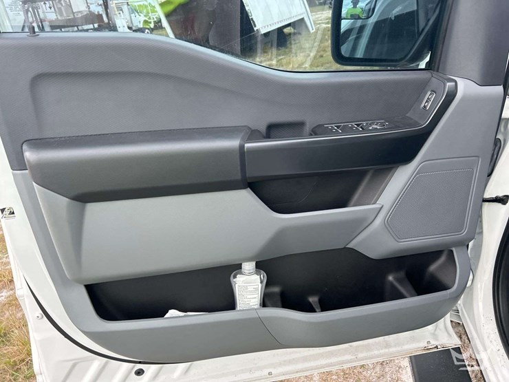 2023-ford-f150-image-9