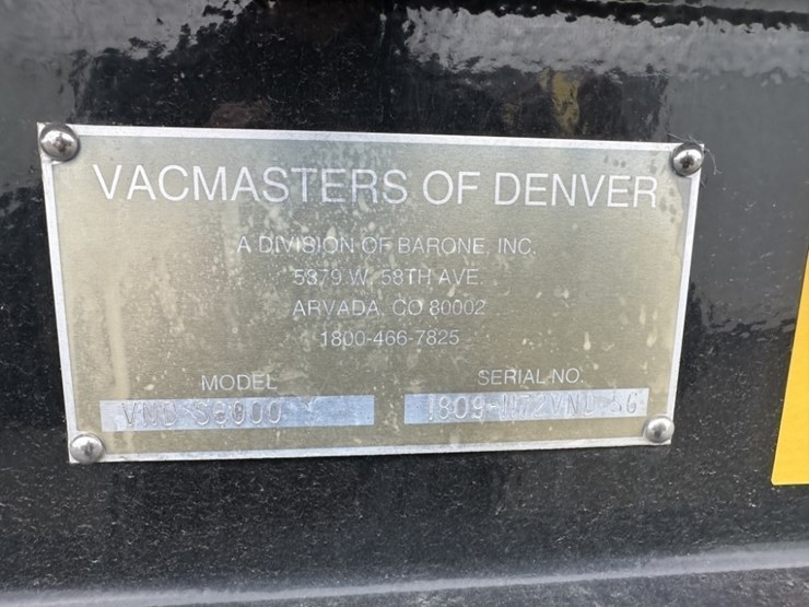 john-deere-1044-image-29