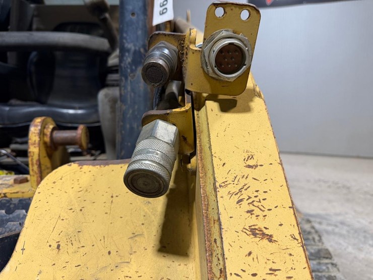 caterpillar-267b-image-10