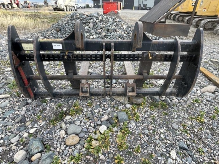 caterpillar-60-image-5