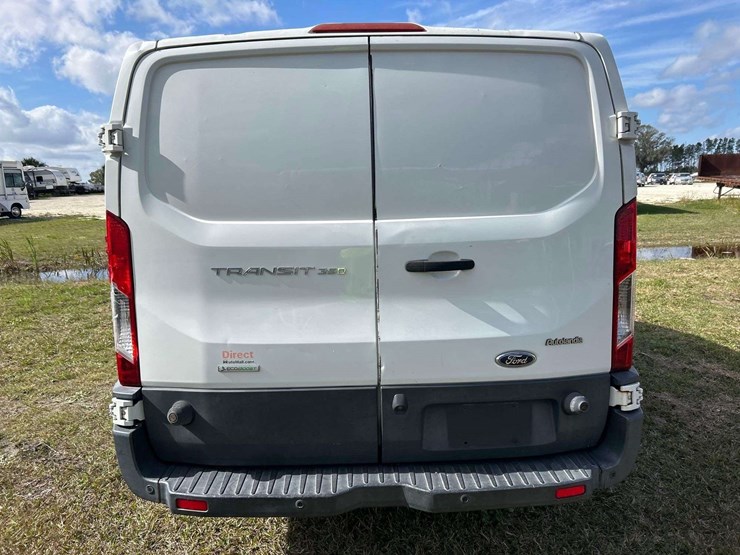 2016-ford-transit-image-25