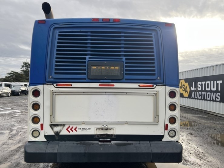 2008-new-flyer-40'-transit-bus-image-5