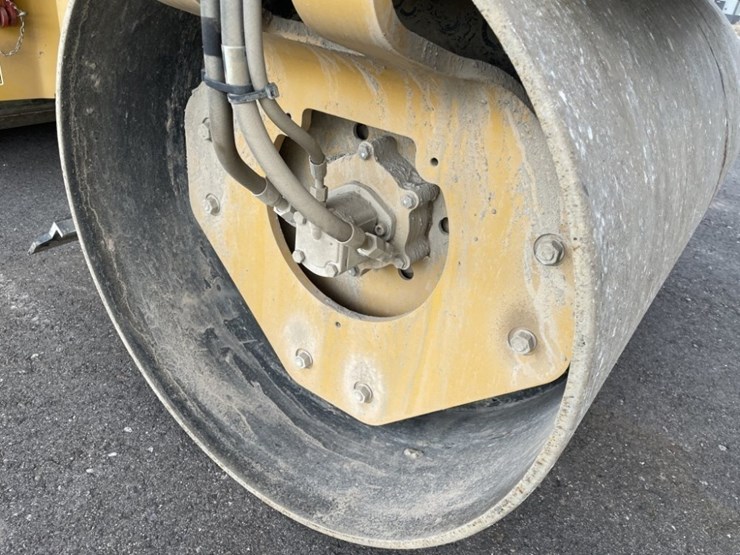 caterpillar-cb4.0-image-11