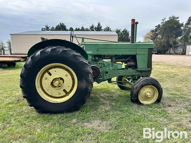 john-deere-70-image-4