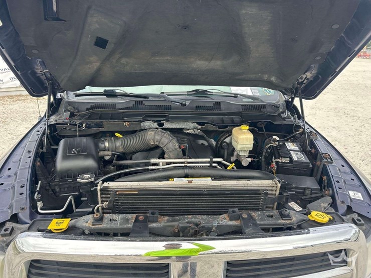 2012-dodge-2500-image-9