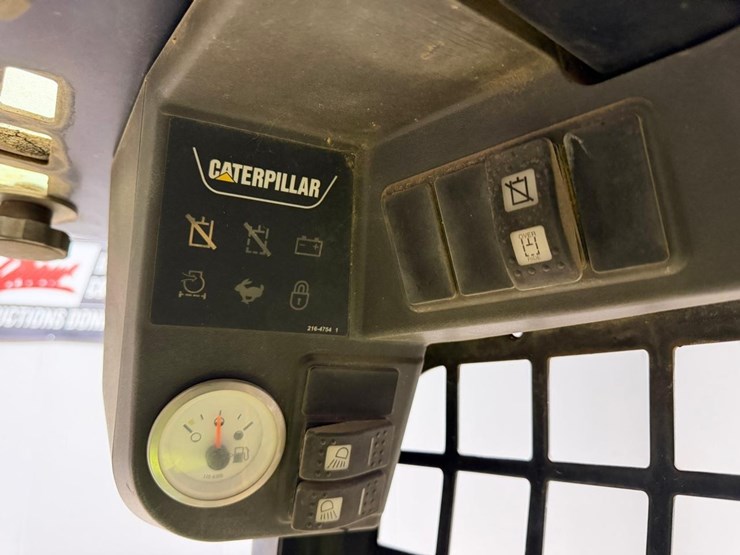 caterpillar-267b-image-22