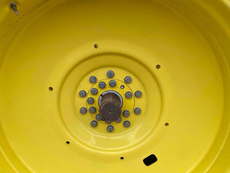 john-deere-8245r-image-69