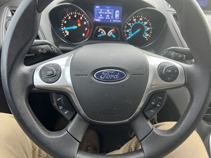 2013-ford-escape-image-28