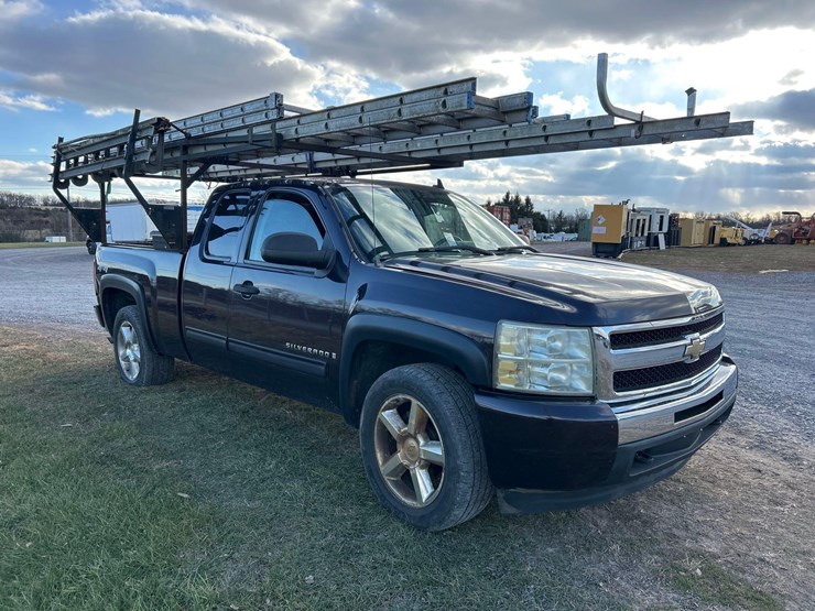 2009-chevrolet-1500-image-3