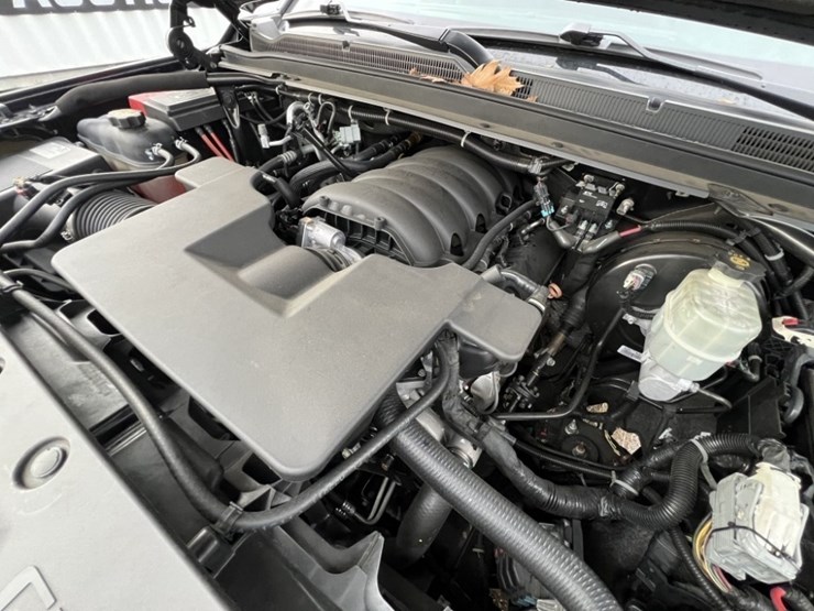 2020-chevrolet-tahoe-image-11