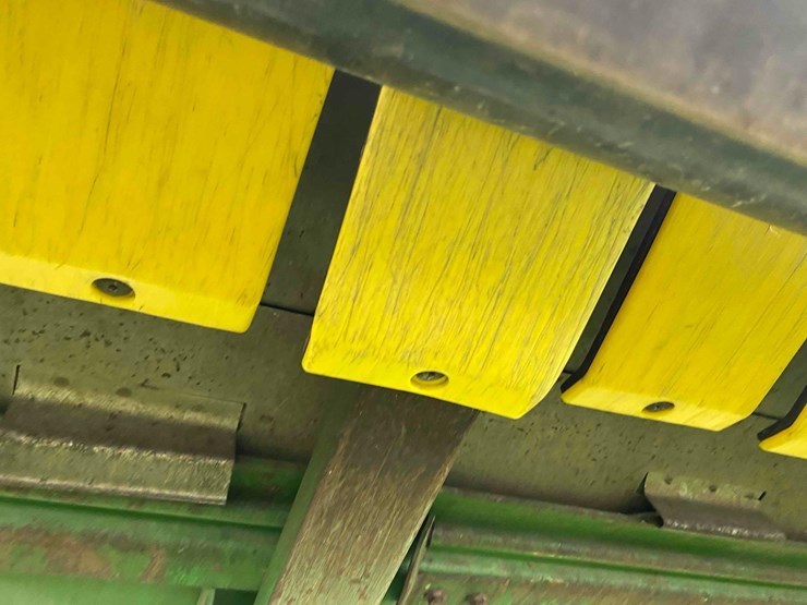 john-deere-630f-image-46