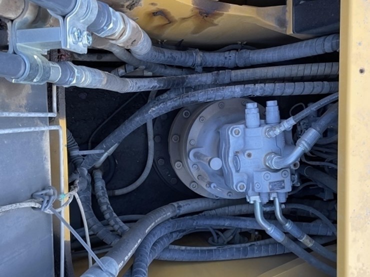 2022-deere-350-p-tier-image-27