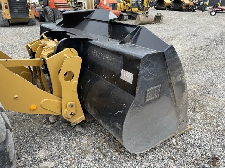 2014-caterpillar-930k-image-11