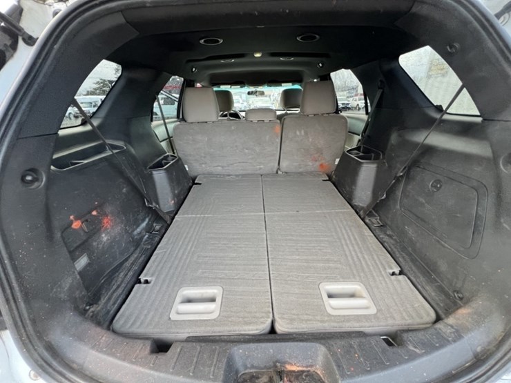 2014-ford-explorer-image-19